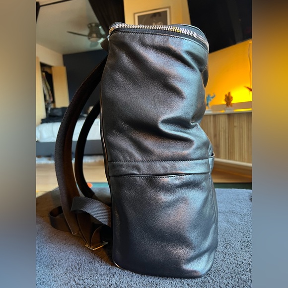 Saint Laurent Sid Leather Backpack - Picture 4 of 13